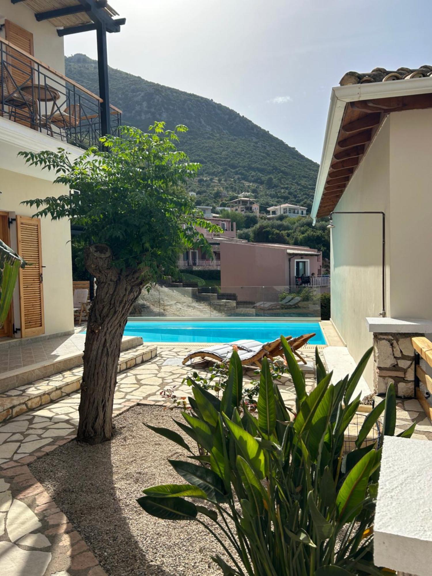 Villa Saint George Nikiana Bagian luar foto